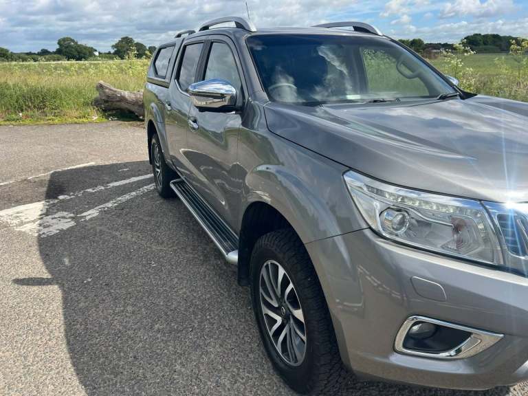 2017 Nissan Navara Double Cab Pick Up Tekna 2.3dCi 190 4WD PICK UP DIESEL Manual