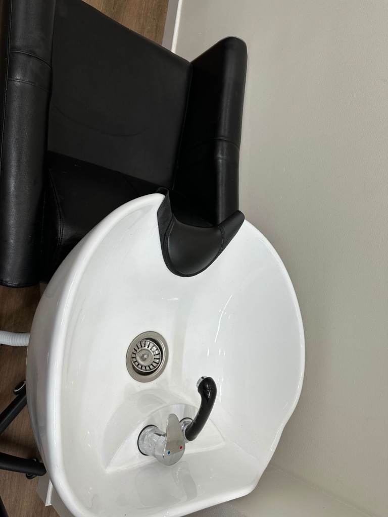 for sale second hand shampoo station