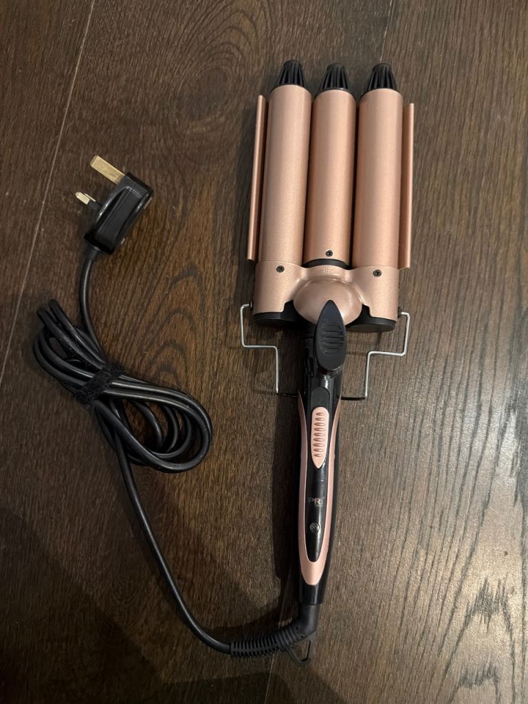 Hair Waver Curling Iron – Rose Gold, Good Condition