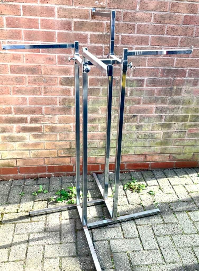 Chrome Clothes Rail Display Stand - 4 Straight Arms