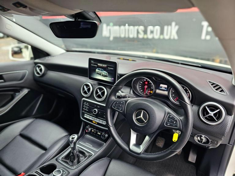 2016 Mercedes-Benz A-Class 1.6 A180 Sport Euro 6 (s/s) 5dr HATCHBACK Petrol Manual