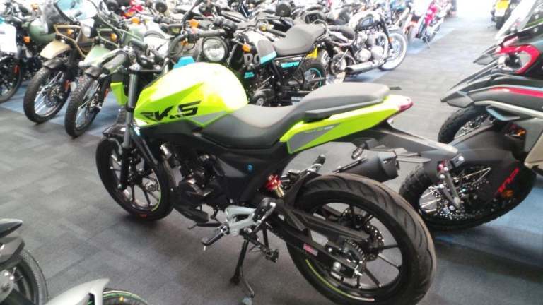 2025 Keeway RKS125 0 Naked 