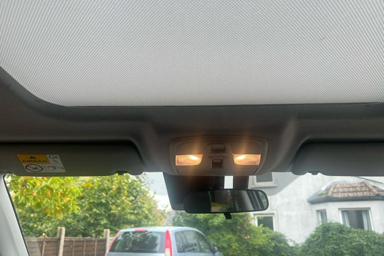  Suzuki Vitara 1.4 Boosterjet Mhev Sz5 Suv 5dr Petrol Hybrid Manual Euro 6 s/s