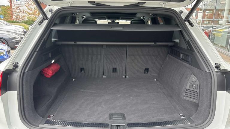 2023 Volkswagen Touareg 3.0 V6 TDI 4Motion 286 Black Edition 5dr Tip Auto SUV Diesel Automatic