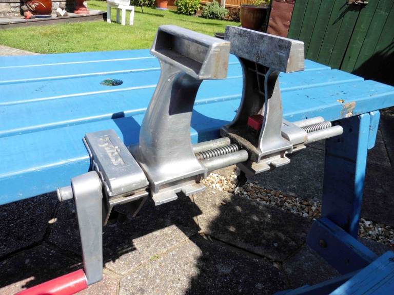 VICE - CLAMPING SYSTEM.