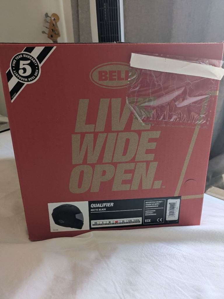 Motorcycle helmet - Bell Qualifier Large- Matte Black