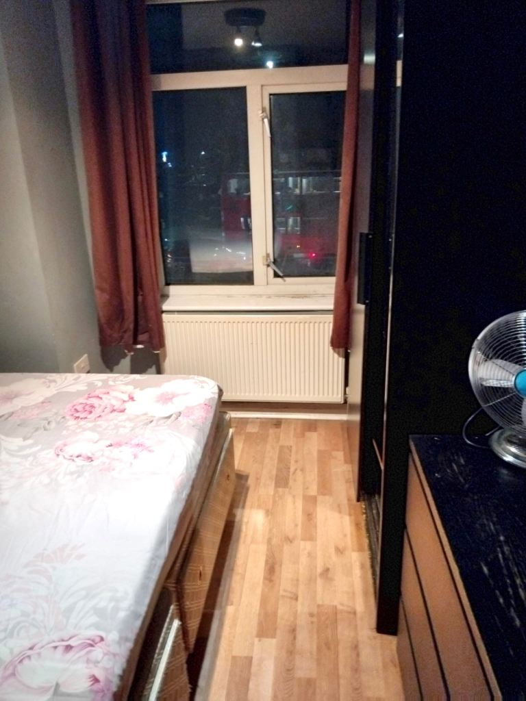 (Not a studio)Large single room incl bills for single occupancy or couple welcome Postcode UB10 0LX