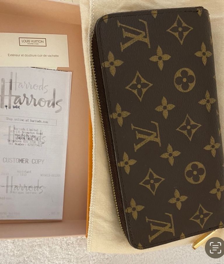 image for Louis Vuitton wallet 