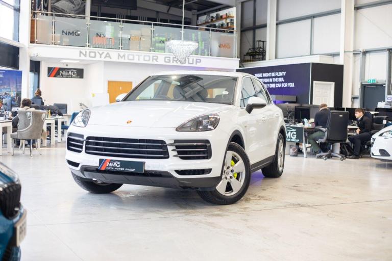 2021 Porsche Cayenne E-Hybrid 5dr Tiptronic S ESTATE PETROL/ELECTRIC Automatic
