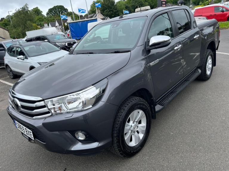 2020 Toyota Hilux Icon D/Cab Pick Up 2.4 D-4D PICK UP DIESEL Manual