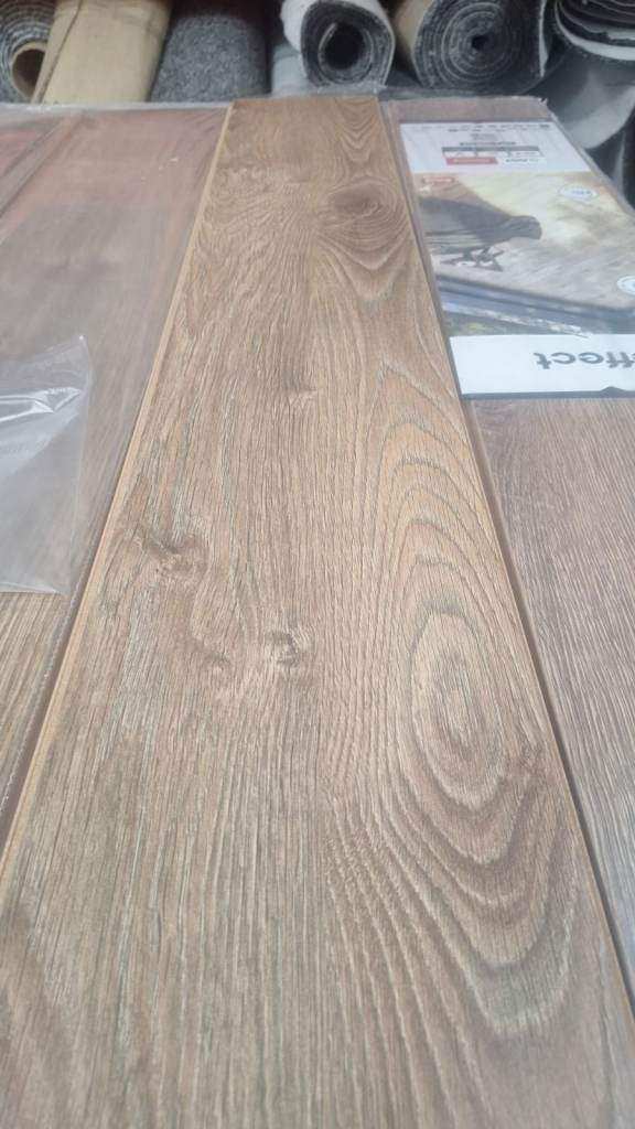 AGT Effect Atlas 8mm Laminate Flooring | FREE DELIVERY OVER £495