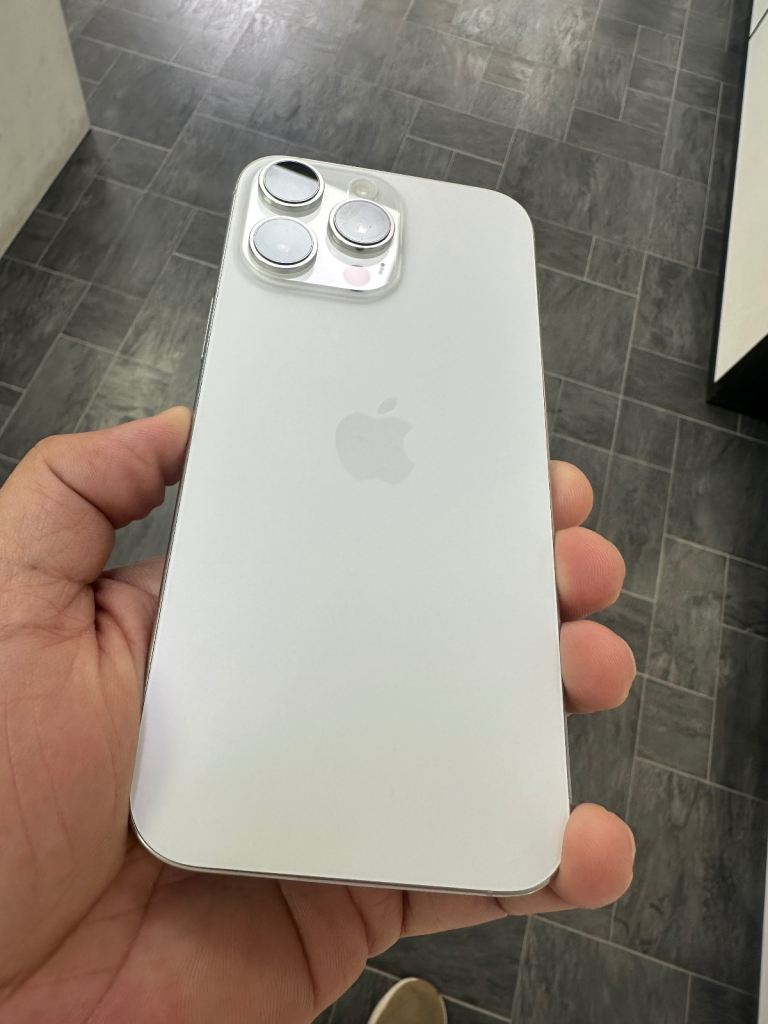 iPhone 16 Pro Max 512GB Battery 93%