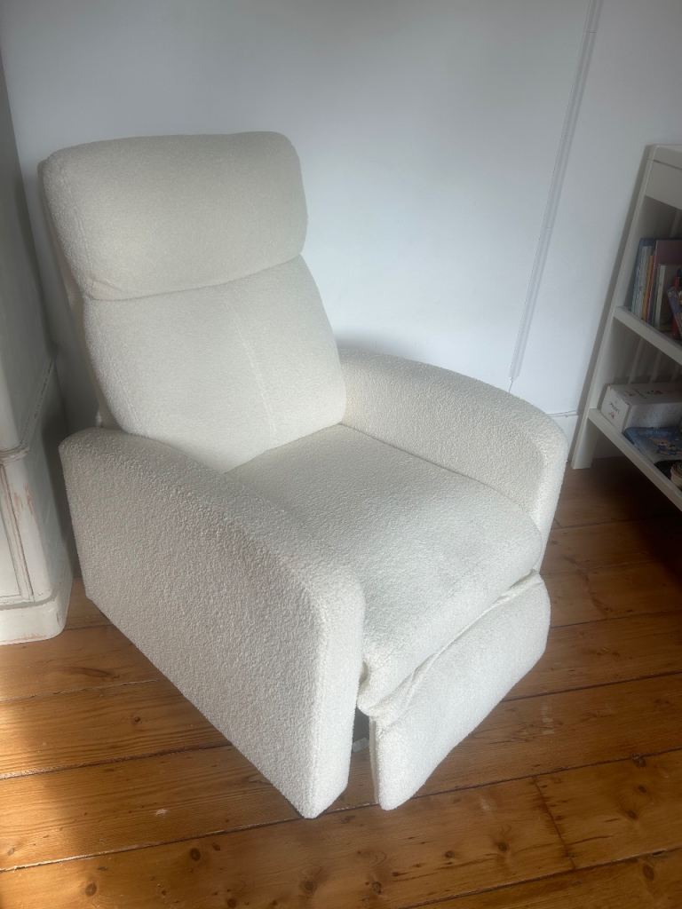 Boucle Reclining Nursing Chair (small spaces)