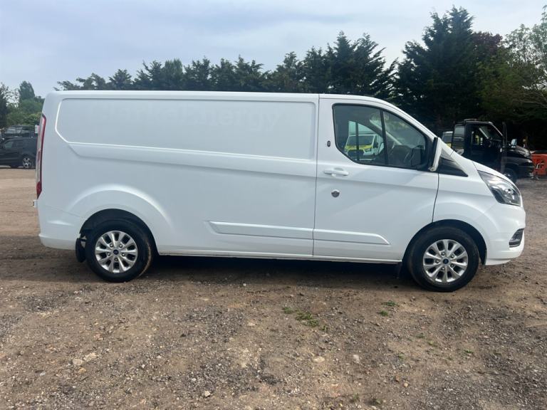 2022 Ford Transit Custom 300 LIMITED P/V ECOBLUE L2 Panel Van Diesel Manual