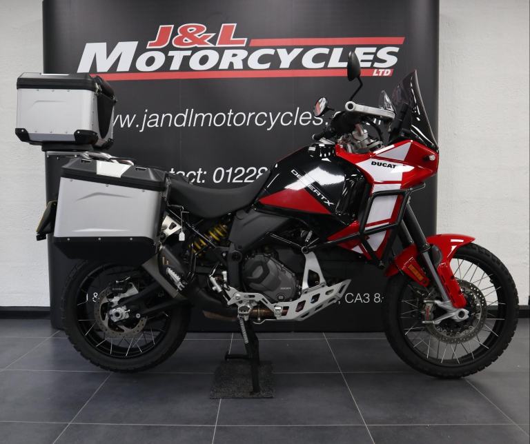 Ducati Desert X Discovery, Urban Pack,Remainder of Manufacturers 4 Year Warranty