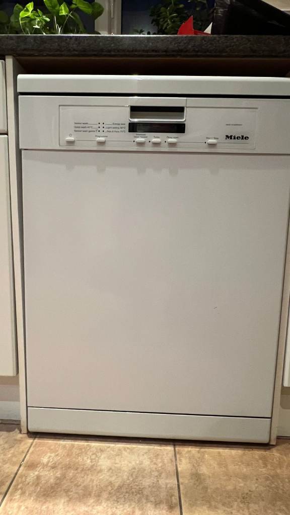Miele Dishwasher G5500SC
