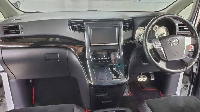 Toyota vellfire G S 2.4 auto fresh japanese import only 41k miles 2014 grade 4.5