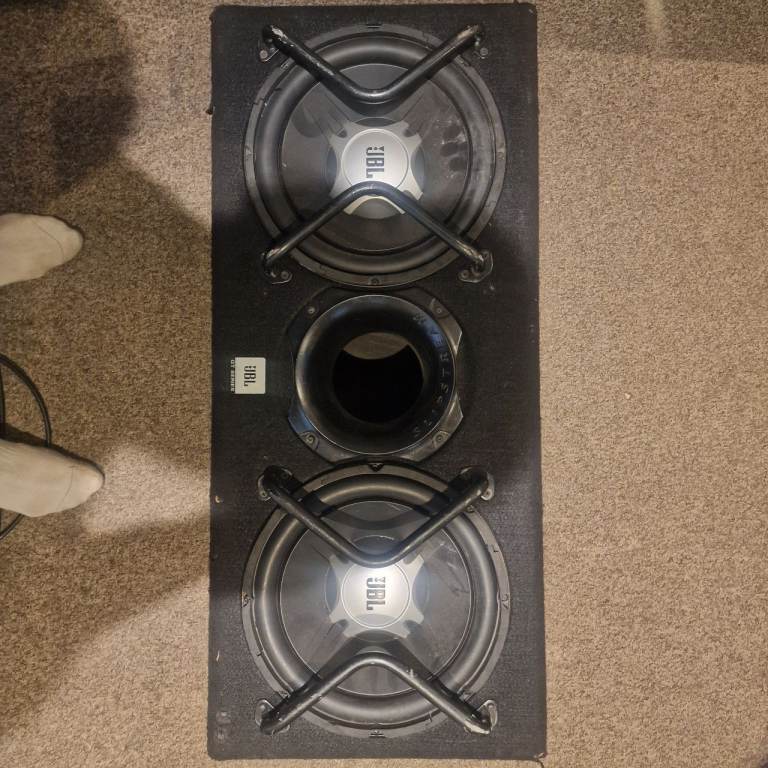 JBL 2400 WATTS + PIONIER Car audio 