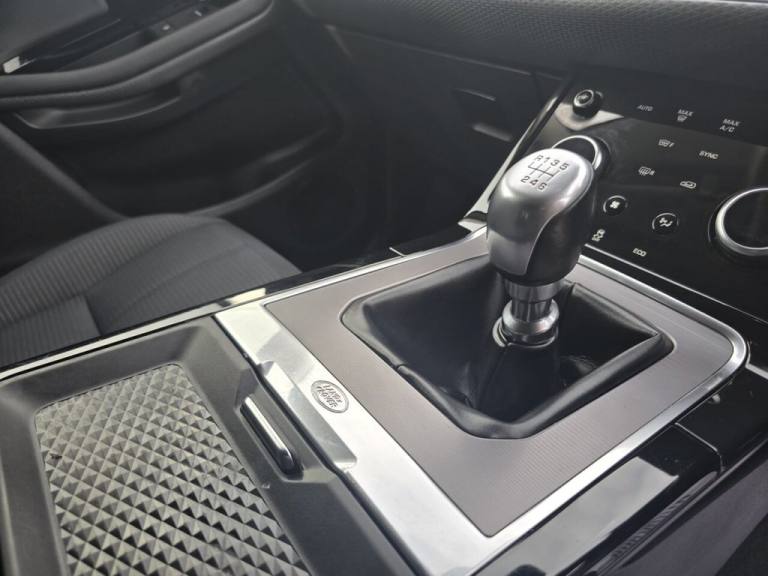 2020 Land Rover Range Rover Evoque 2.0 D150 SUV 5dr Diesel Manual FWD Euro 6 (s/s) (150 ps) ESTAT...
