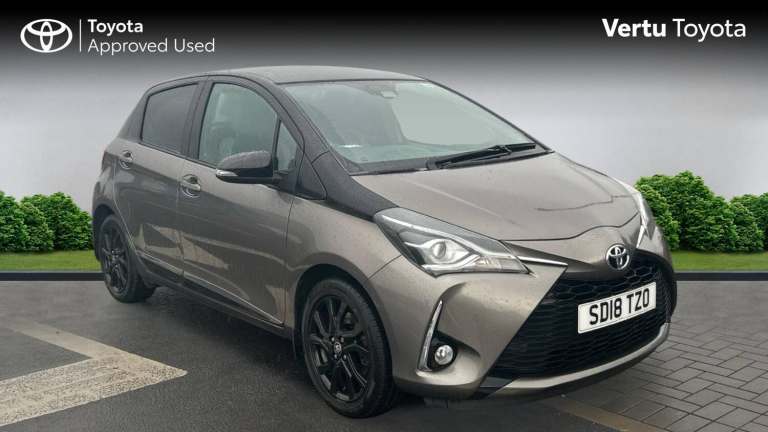 2018 Toyota Yaris 1.5 VVT-i Blue Bi-tone 5dr [Nav] Petrol Hatchback Hatchback Petrol Manual
