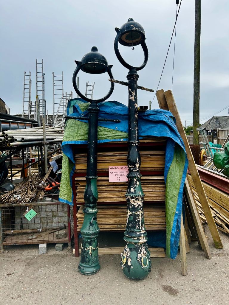Reclaimed Glass Fibre T-bar Lamp-posts 