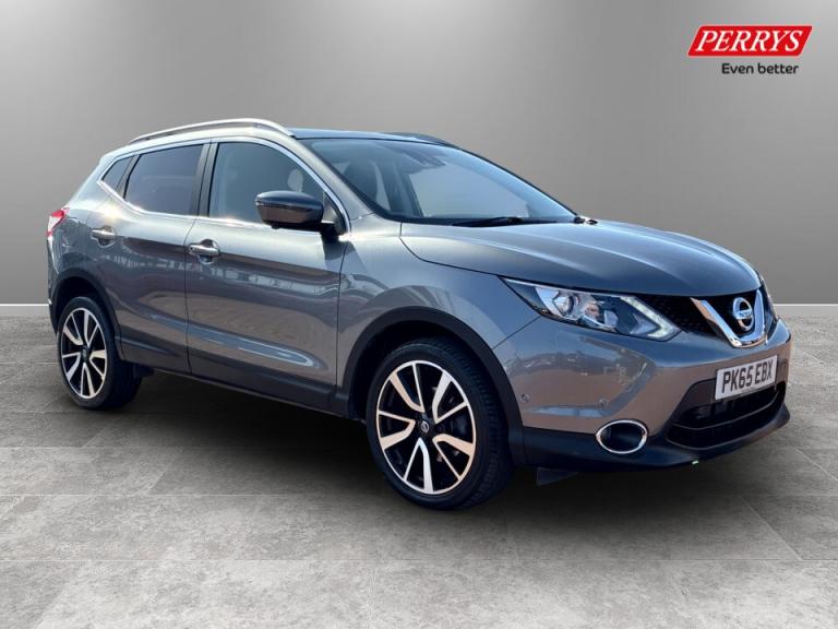 2015 Nissan Qashqai 1.6 dCi Tekna 5dr Xtronic SUV DIESEL Automatic