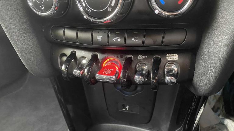 2022 MINI Hatch 1.5 Cooper Sport 5dr Hatchback Petrol Manual