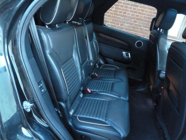 2019 Land Rover Discovery 3.0 SD V6 HSE Auto 4WD Euro 6 (s/s) 5dr ESTATE Diesel Automatic