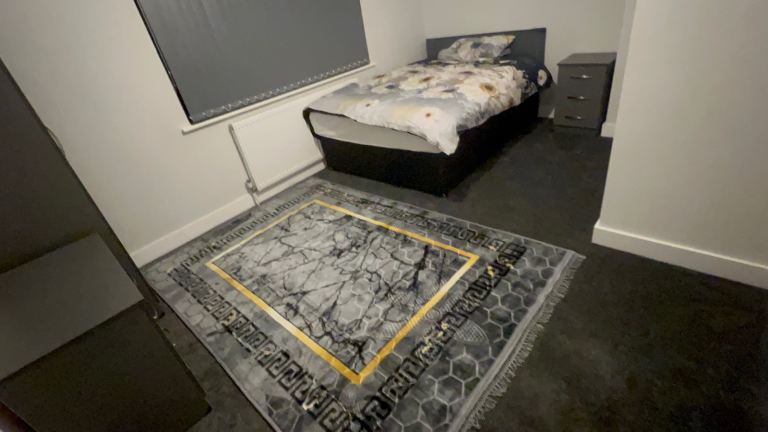 NEWLY REFURBISHED ROOMS AVAILABLE IN A SUPPORTED ACCOMMODATION IN B29 FOR BENEFIT CLAIMANTS UC PIP