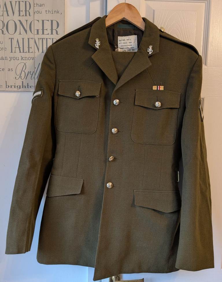 British Army : FULL Uniform Mans No.2 Dress Jacket / Trousers & REME Belt : Lance Corporal