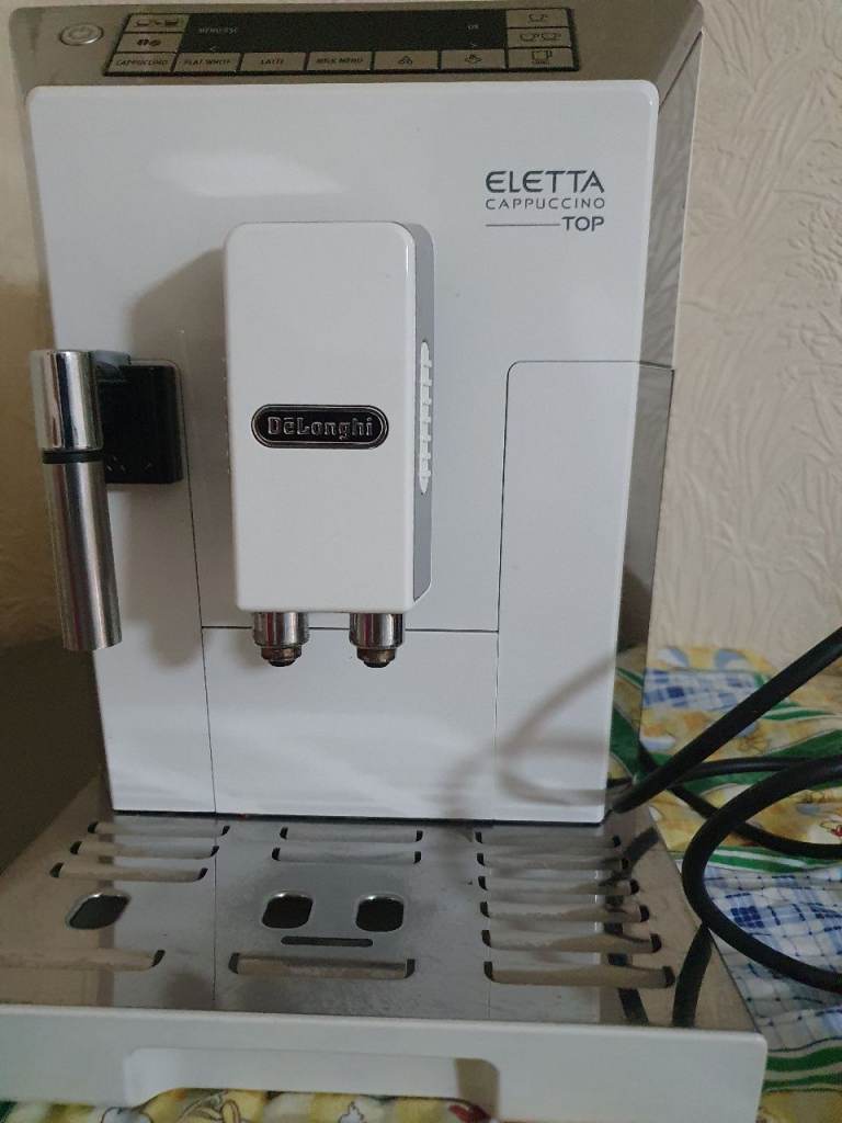 Coffee mashine beans to cup