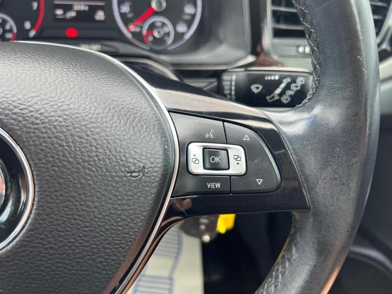 VOLKSWAGEN POLO 1.0 SE Euro 6 (s/s) 5dr 2018