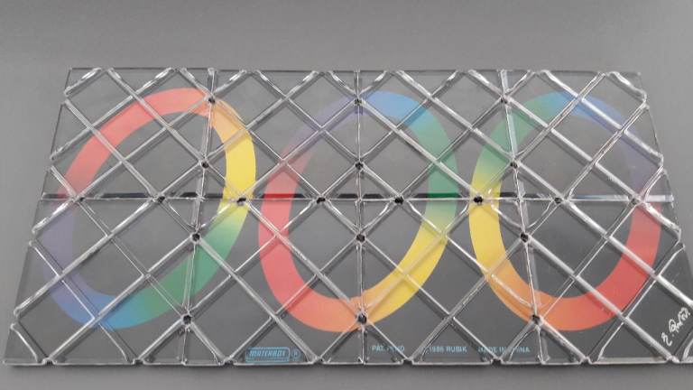 Rubiks Magic Puzzle by Matchbox from 1986 – post or collect