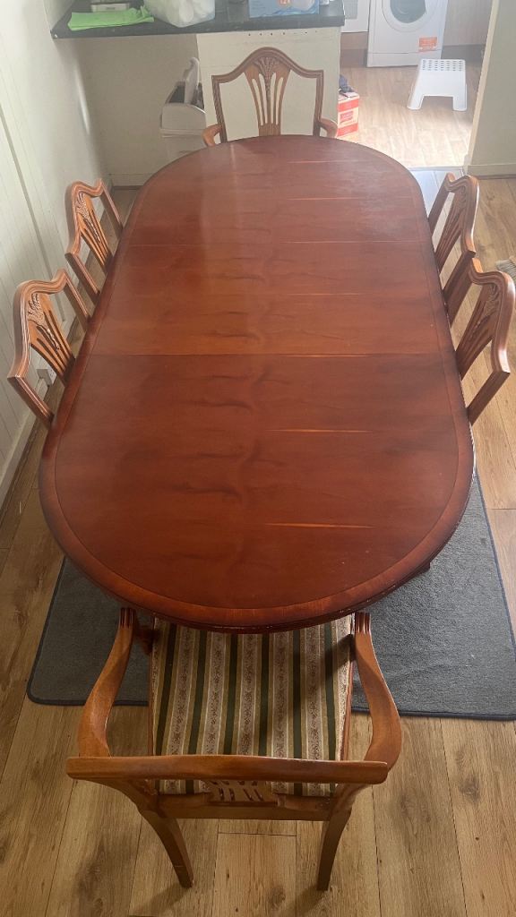 Solid Wood Extendable Dining Table & 6 Chairs