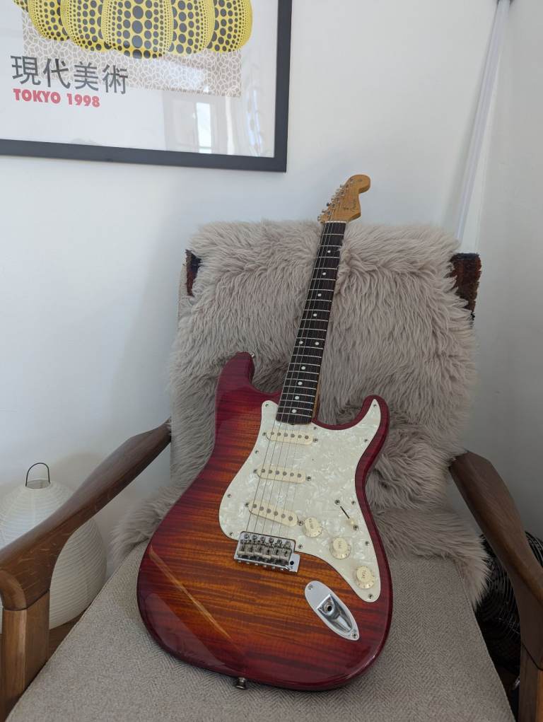 Fender strat made in Japan 