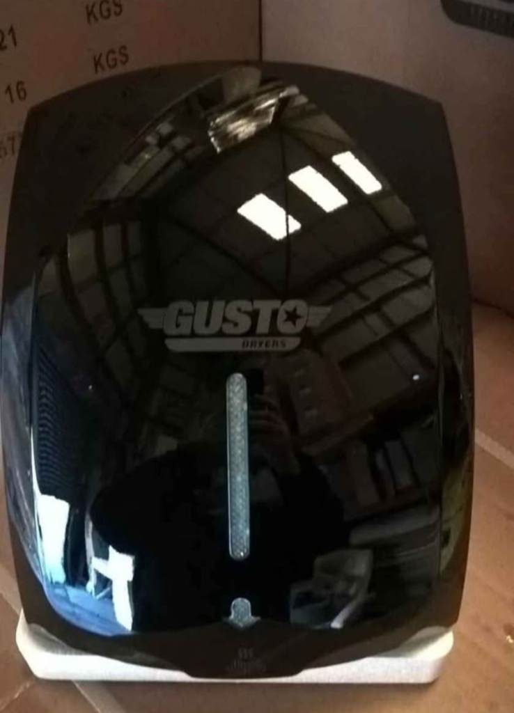 HAND DRYER 1200 WATT GUSTO ELECTRIC HAND DRYER TG001BL  IPX1 BLACK WALL HUNG