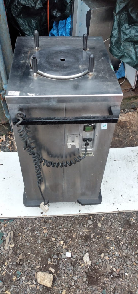 Catering equipment commercial clearance griddles pizza oven fridges restaurant trailer items