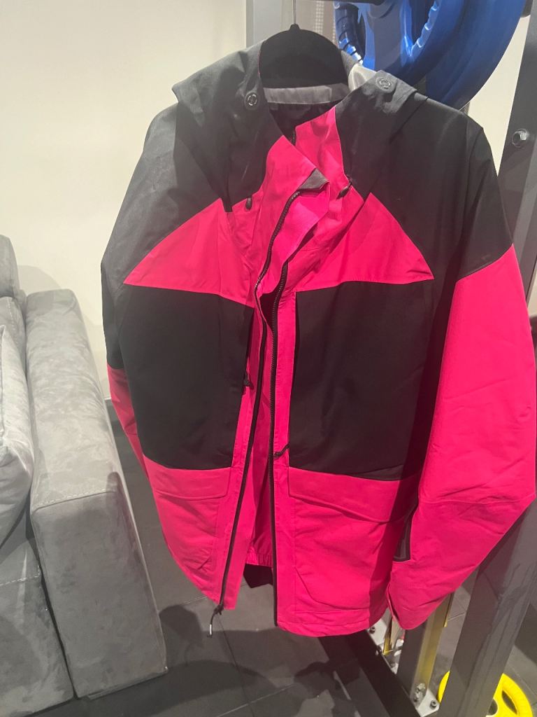 Men’s New ski suite size M