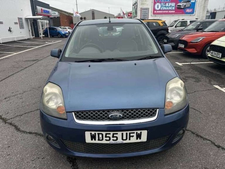 2006 Ford Fiesta 1.4 Ghia 5dr HATCHBACK Petrol Manual