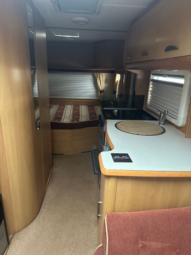 2006 Swift challenger 550 4 berth with fixed transverse bed