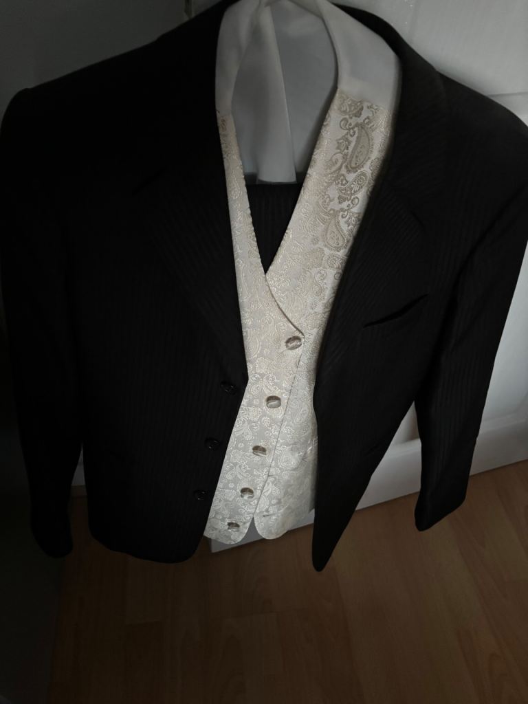 Three pieces boys suit