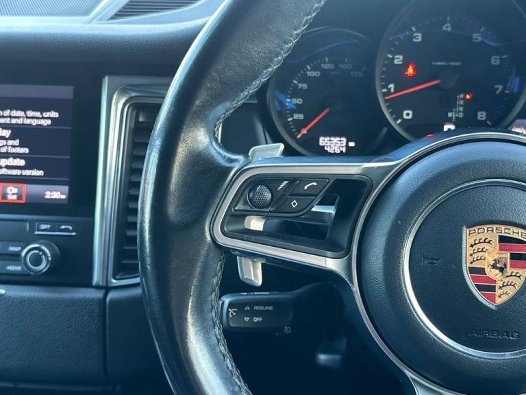 2018 Porsche Macan 2.0T SUV 5dr Petrol PDK 4WD Euro 6 (s/s) (252 ps) ESTATE Petrol Automatic