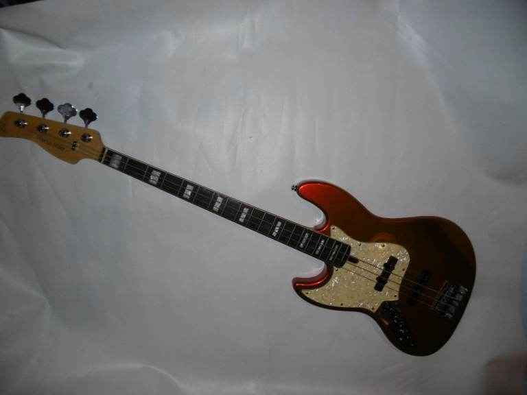 Sire Marcus Miller V7 Alder LEFT-HANDED Bass (Gen 2, 2019) Red