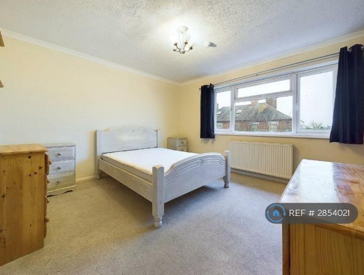 1 bedroom in Devere Lane, Colchester, CO7 (#2854021)