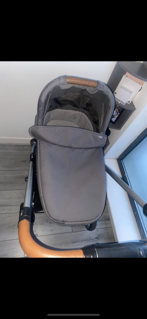 Mama and Papas Grey Travel System