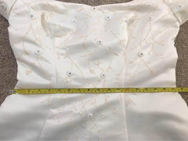 Amanda Wyatt Bridal Wear - Serena Style Wedding Dress Ivory Size 18