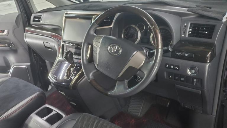  Toyota vellfire golden eyes II 3.5cc auto sunroofs 7 seats only 39k miles 2014