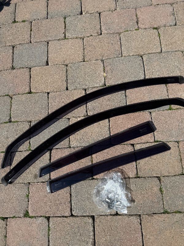 Wind deflectors 