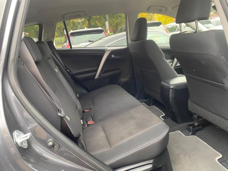 2016 Toyota RAV4 2.5 VVT-h Business Edition Plus CVT Euro 6 (s/s) 5dr ESTATE Petrol/Electric Hybr...