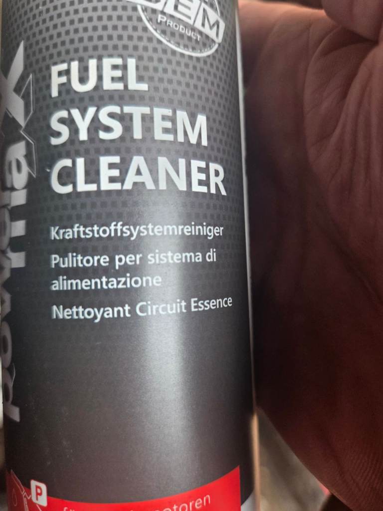 Fuel system cleaner 